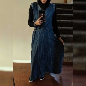 Sleeveless Abaya Dress